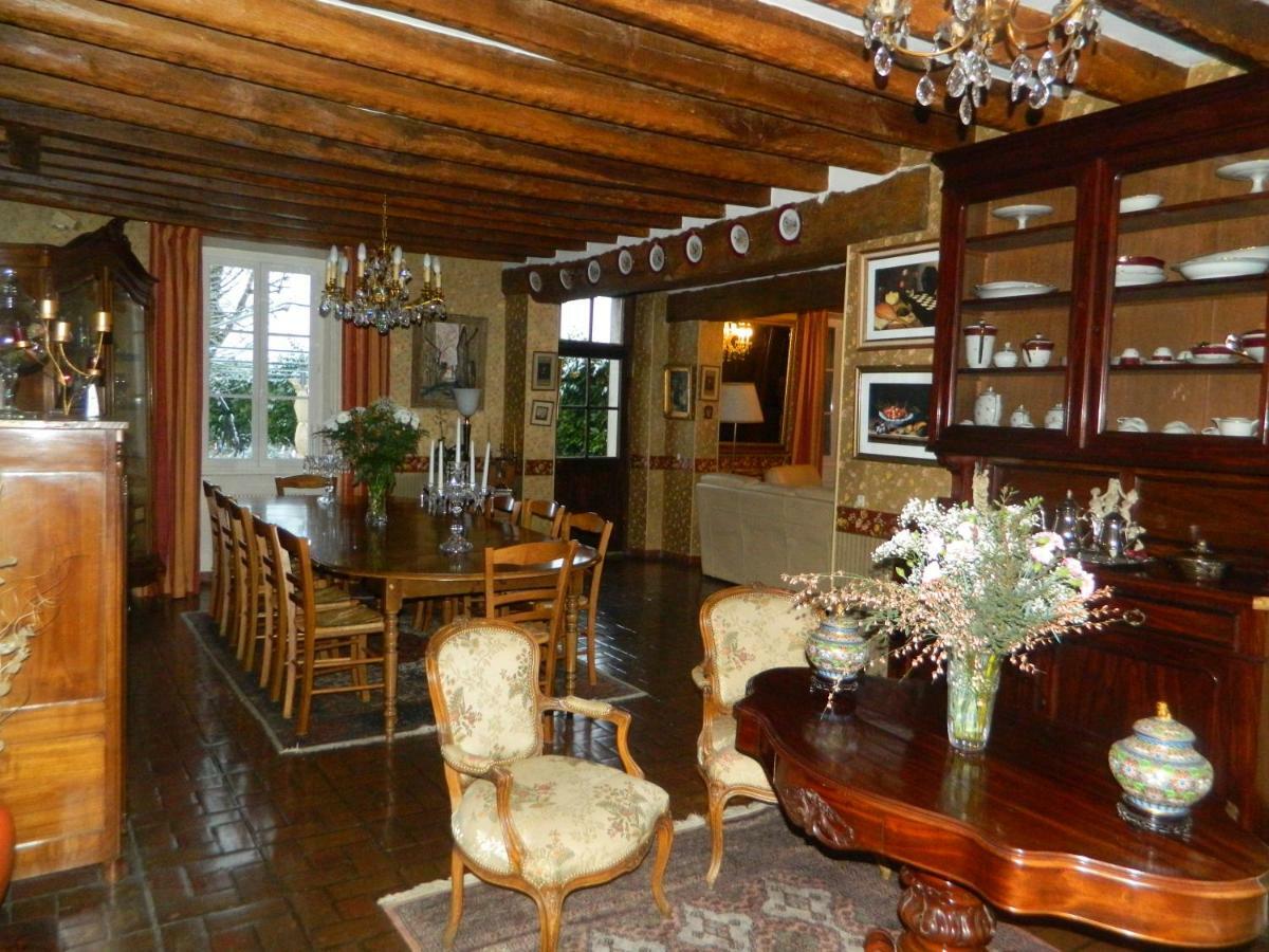 ラ・フェルテ・ゴシェ La Ferme Le Merger Bed & Breakfast エクステリア 写真