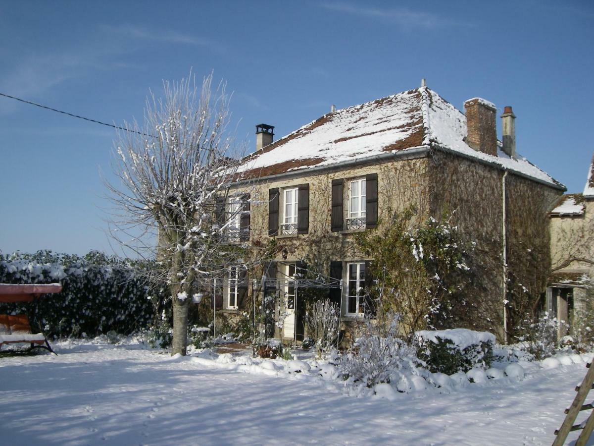 ラ・フェルテ・ゴシェ La Ferme Le Merger Bed & Breakfast エクステリア 写真