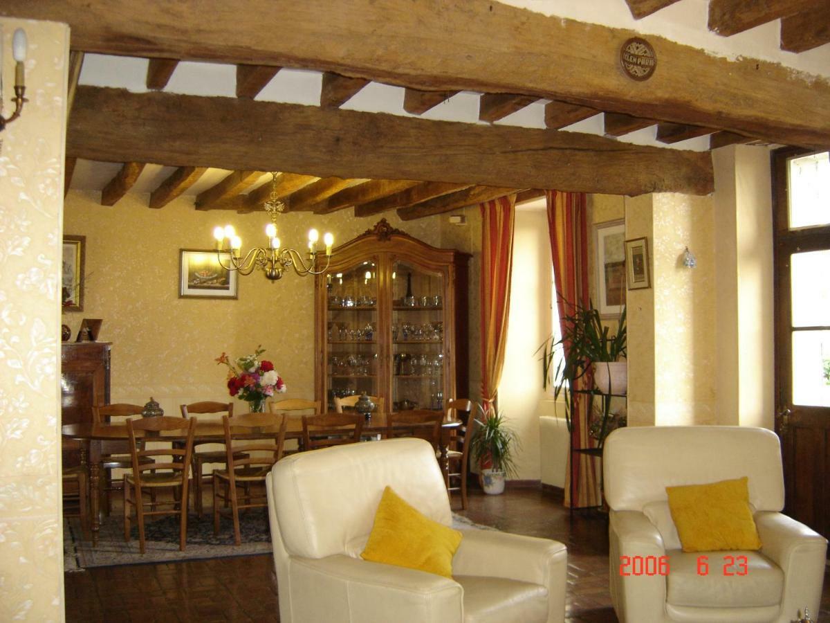 ラ・フェルテ・ゴシェ La Ferme Le Merger Bed & Breakfast エクステリア 写真