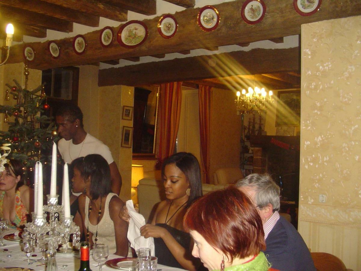 ラ・フェルテ・ゴシェ La Ferme Le Merger Bed & Breakfast エクステリア 写真